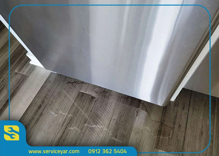 علت نشتی آب از یخچال چیست؟